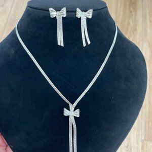 Vintage Sterling Silver Herringbone Bow Earring and Necklace Set